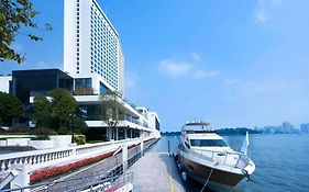 White Swan Hotel Гуанджоу Exterior photo