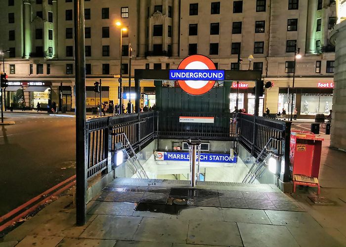 Marble Arch tube photo