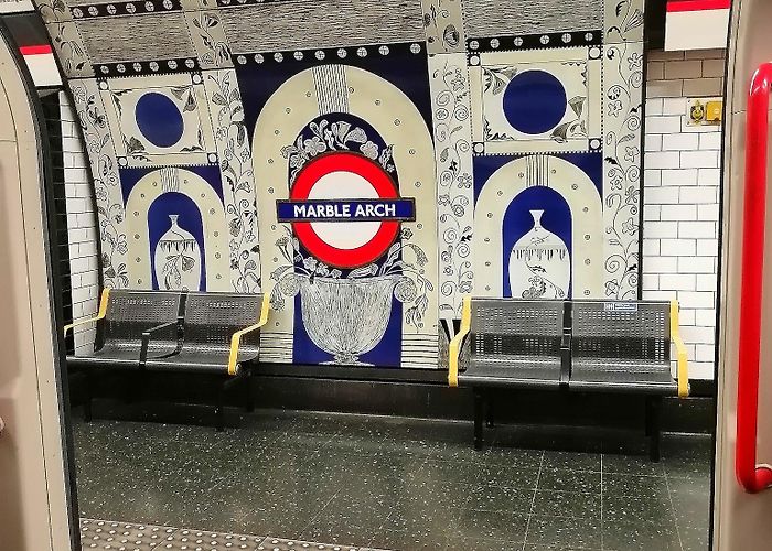 Marble Arch tube photo