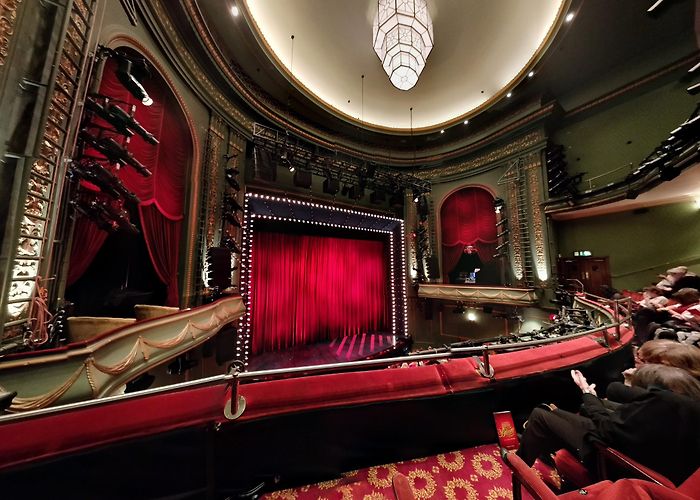 Piccadilly Theatre photo