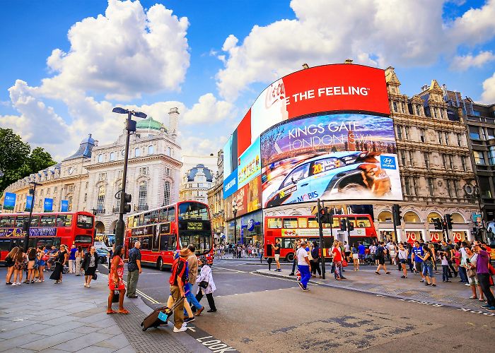 Piccadilly Circus photo