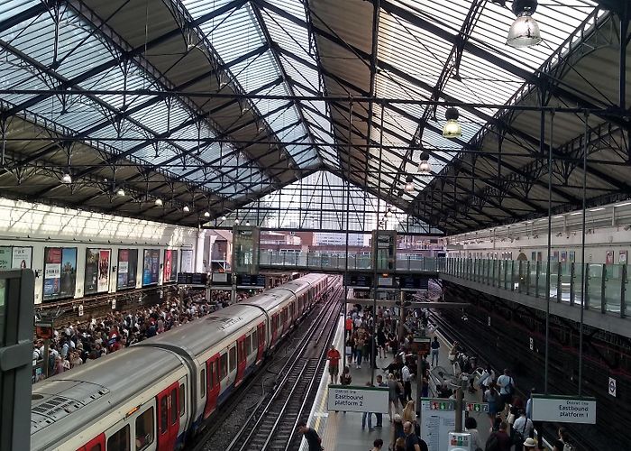 Queensway tube photo