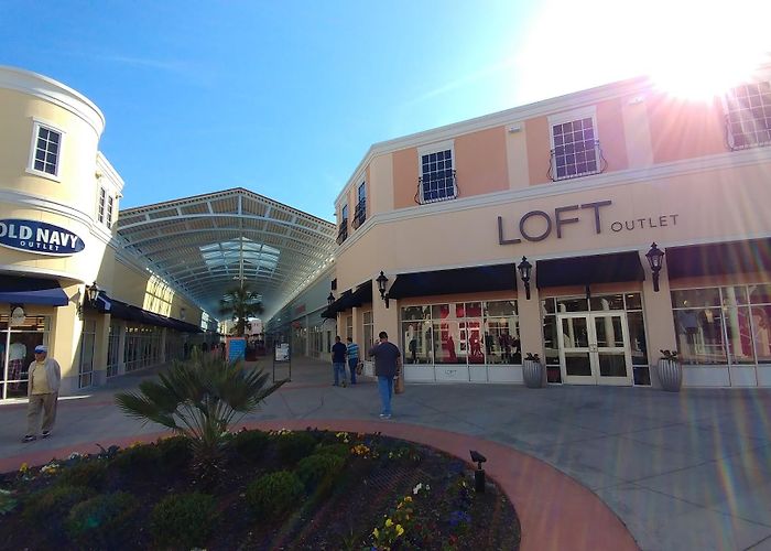 Tanger Outlets Charleston photo