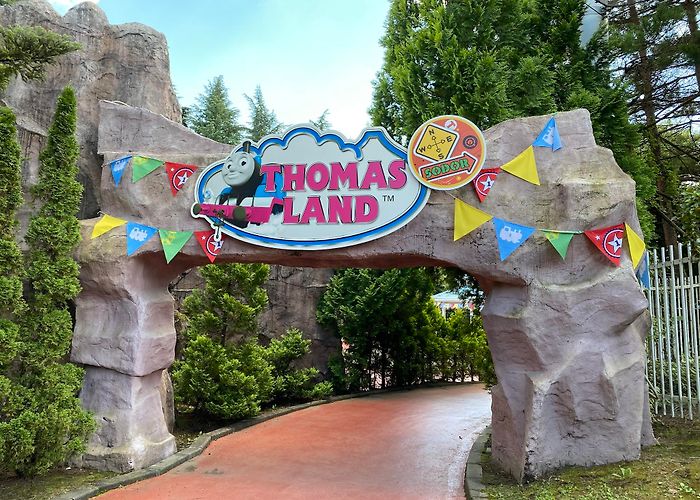 Thomas Land photo