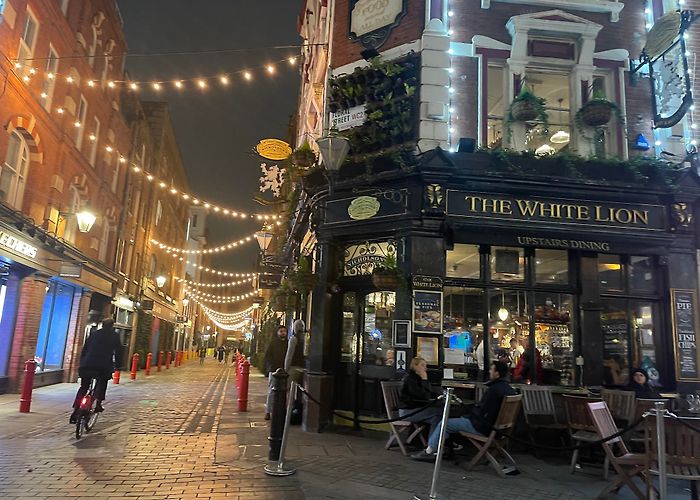 Tottenham Court Road Station photo