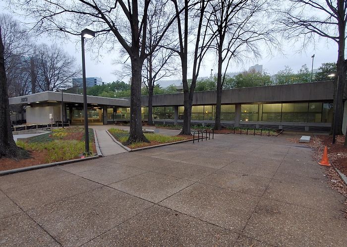 MARTA-Arts Center Station photo