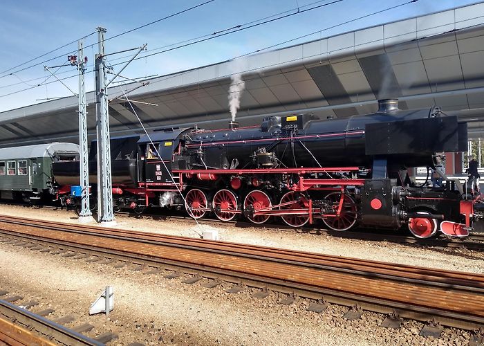 Kraków Main Station photo