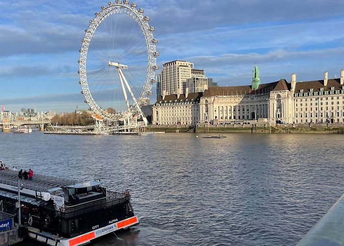 Westminster Tube photo