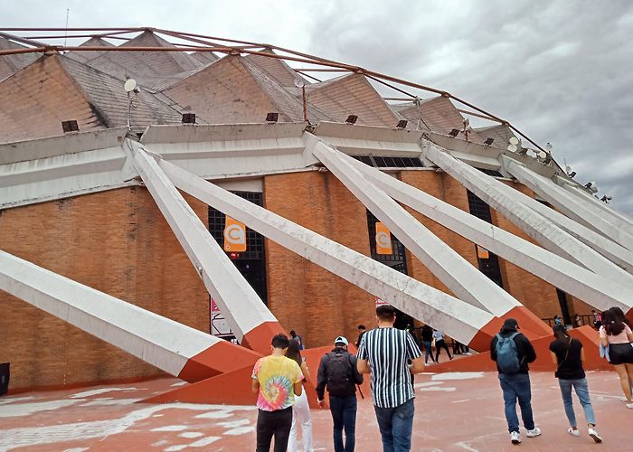 Palacio de los Deportes photo