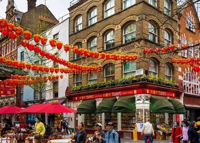 Chinatown London photo