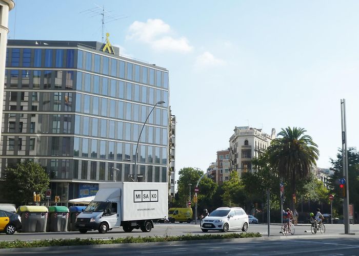 Espanya Metro Station photo