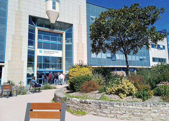 Le Mans University photo