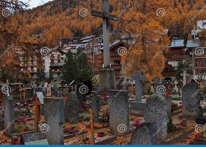 Mountaineers' cemetery Zermatt cemetery stock photo. Image of grave, church - 58697004 photo