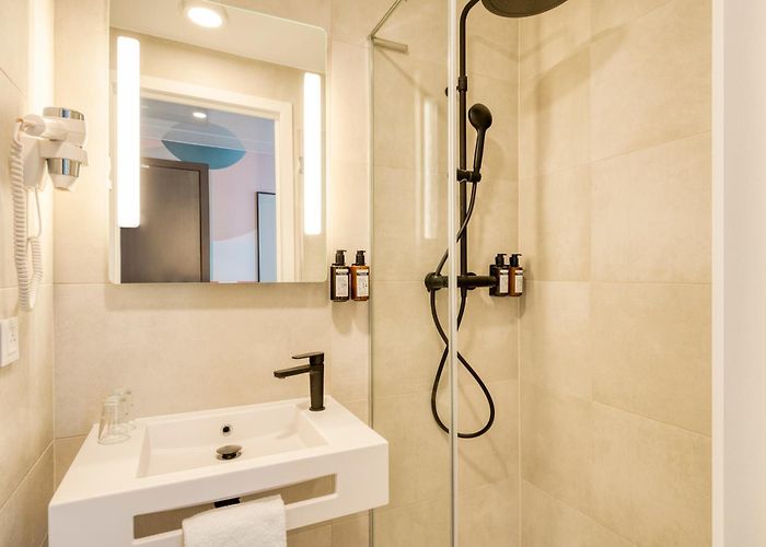 Toy Museum Mechelen B&B HOTEL Mechelen, Mechelen : -30% during the day - Dayuse.com photo