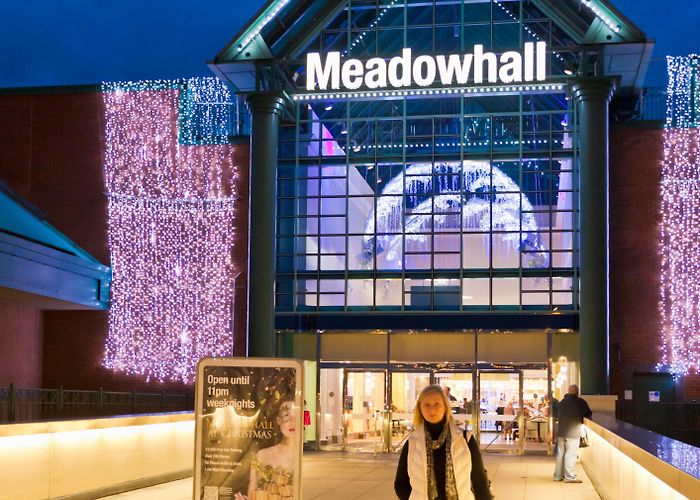 Meadowhall Shopping Centre British Land remains confident despite the value of its offices ... photo