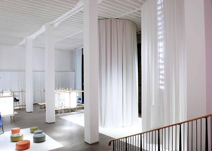 Museum of Applied Art, Cologne Curtains for 3-D holograms at the Museum of Applied Art Cologne ... photo