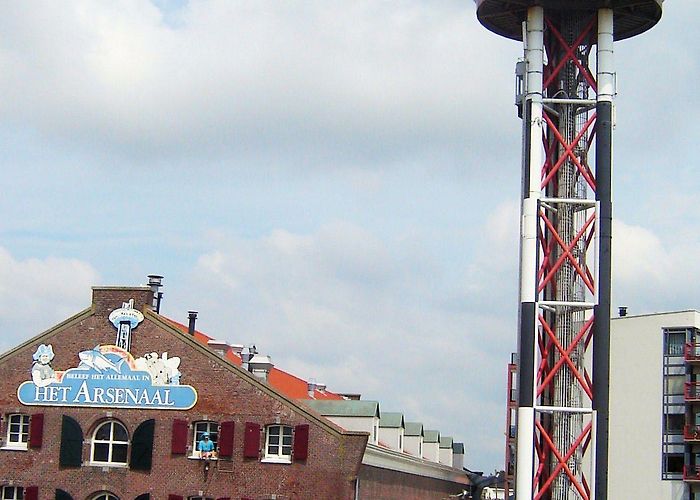 Het Arsenaal Het Nieuwe Arsenaal, een artilleriemagazijn uit 1823, biedt ... photo