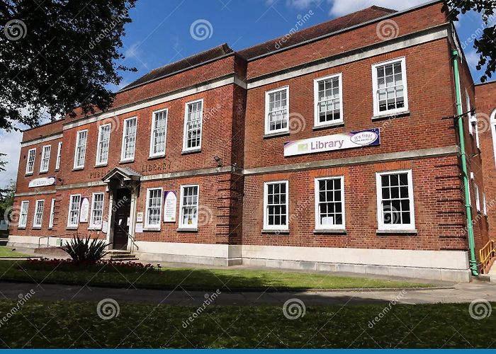 Watford Central Library Watford Central Library, Hempstead Road, Watford Editorial ... photo