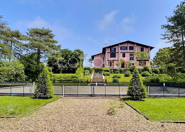 Chiberta Golf Course ANGLET CHIBERTA GOLF COURSE – AN EXCEPTIONAL APARTMENT IN A VILLA photo