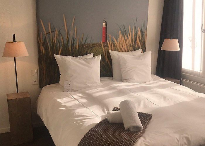 Oudheidkamer THE 10 BEST Hotels in Den Burg, The Netherlands 2024 (from $52 ... photo
