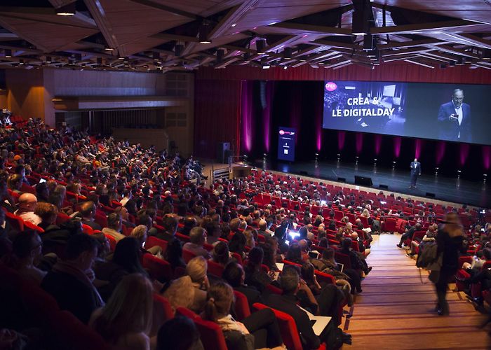 Leman Theatre Wow for CREA | Wowrks photo