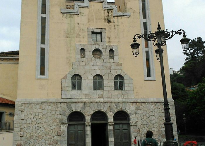 Parroquia de Santa Maria Magdalena Parroquia de Santa María Magdalena-Ribadesella-Asturias-España ... photo