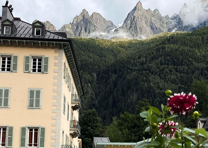 Casino Barrière Chamonix Tour du Mont Blanc: Advice for Planning and Hiking the TMB — Moore ... photo