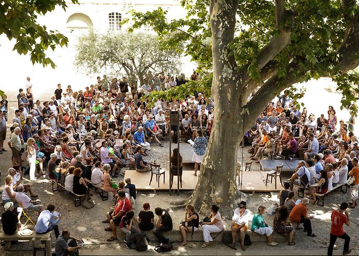 Ceccano Media Library Jardin Ceccano | Festival d'Avignon photo