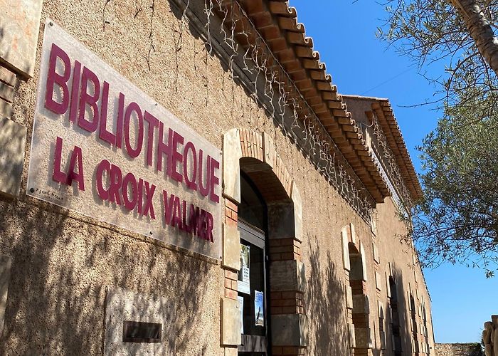 Ceccano Media Library Service culture (La Croix-Valmer) | Provence-Alpes-Côte d'Azur Tourism photo