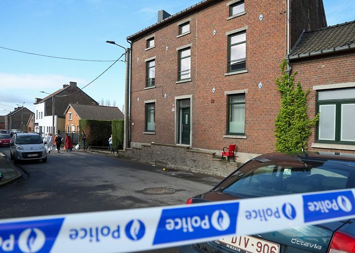 Lodelinsart One special forces agent and suspect die during house search shooting photo