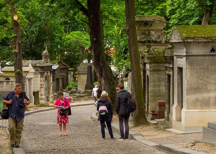 Pictus Cemetery Père Lachaise Cemetery Tours - Book Now | Expedia photo