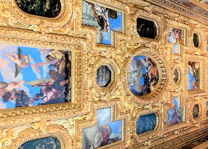 The Ducal Palace Venice Doge's Palace: Paolo Veronese's ceiling of the Collegio Hall photo