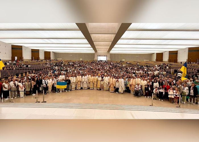 Church of the Holy Trinity Nearly 5000 Ukrainians participated in the pilgrimage to Fatima ... photo