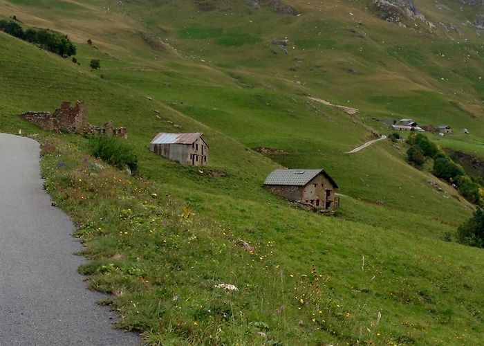 Lac de la Vieille Ski Lift Visit Valloire: 2024 Travel Guide for Valloire, Auvergne-Rhône ... photo
