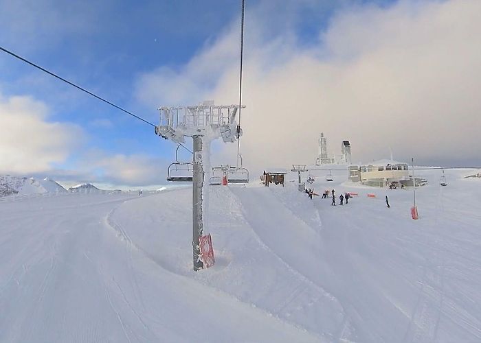 Telesilla Les Patines Valgrande Pajares reubicará la zona de esquidores debutantes a la ... photo