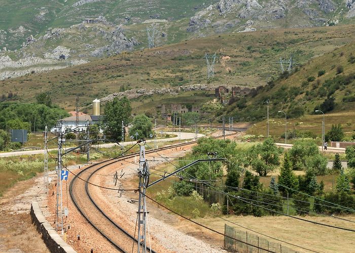 Telesilla Les Patines Visit Villamanin: 2024 Travel Guide for Villamanin, Castile and ... photo