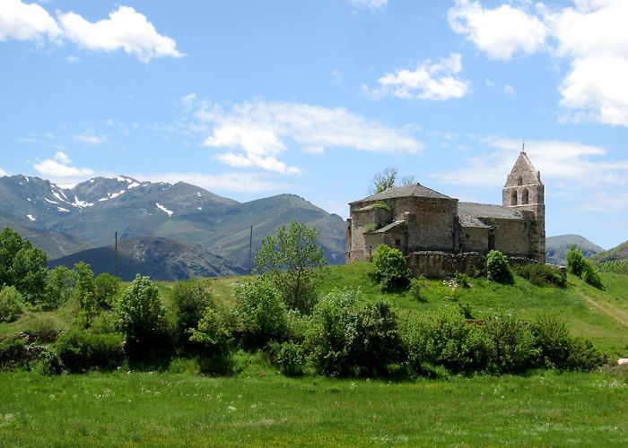 Telesilla Les Patines Visit Cabrillanes: 2024 Travel Guide for Cabrillanes, Castile and ... photo