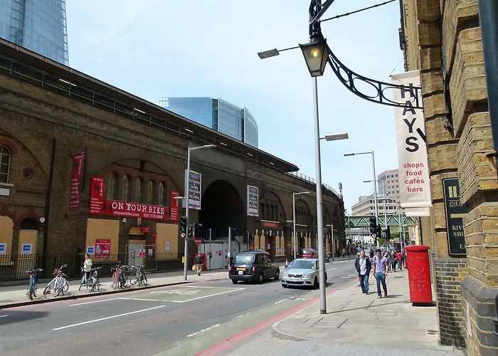 Tooley Street Tooley Street | View from the Mirror photo