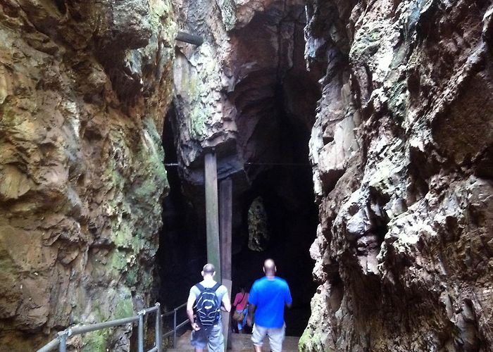 Sterkfontein Caves BREAKING NEWS] Woman gives birth in Sterkfontein Caves ... photo