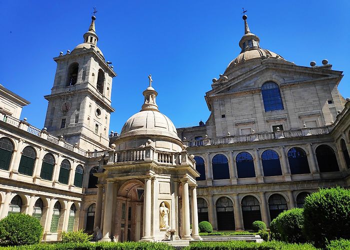 San Lorenzo de El Escorial photo
