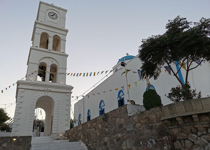 Adamantas (Milos) photo