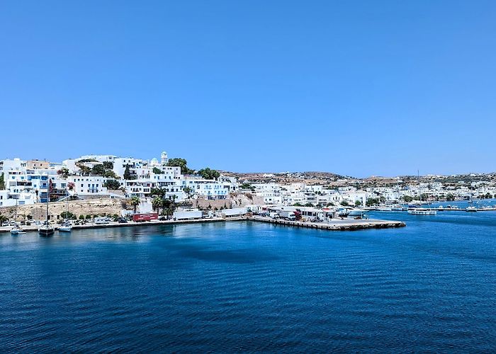 Adamantas (Milos) photo