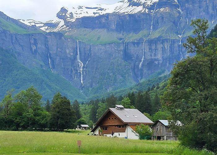 Sixt-Fer-a-Cheval photo