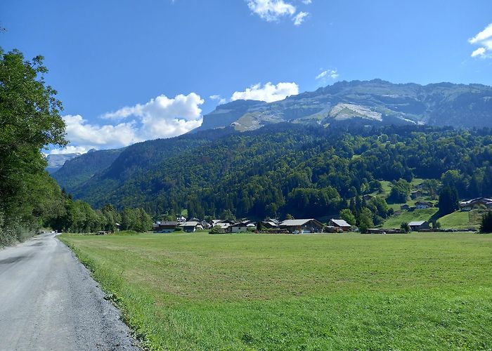 Sixt-Fer-a-Cheval photo