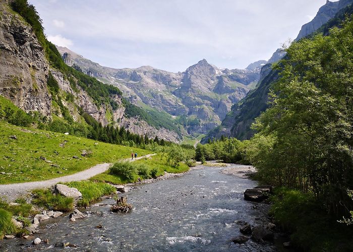 Sixt-Fer-a-Cheval photo