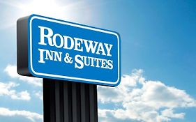Rodeway Inn & Suites Стивънс Пойнт Exterior photo