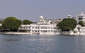 Amet Haveli - A Heritage Hotel Удайпур Exterior photo