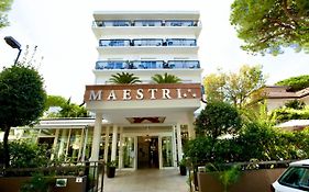 Hotel Maestri Ричоне Exterior photo