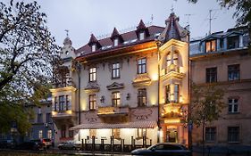 Chopin Hotel Лвив Exterior photo