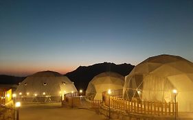 The Rock Camp Petra Hotel Вади Муса Exterior photo